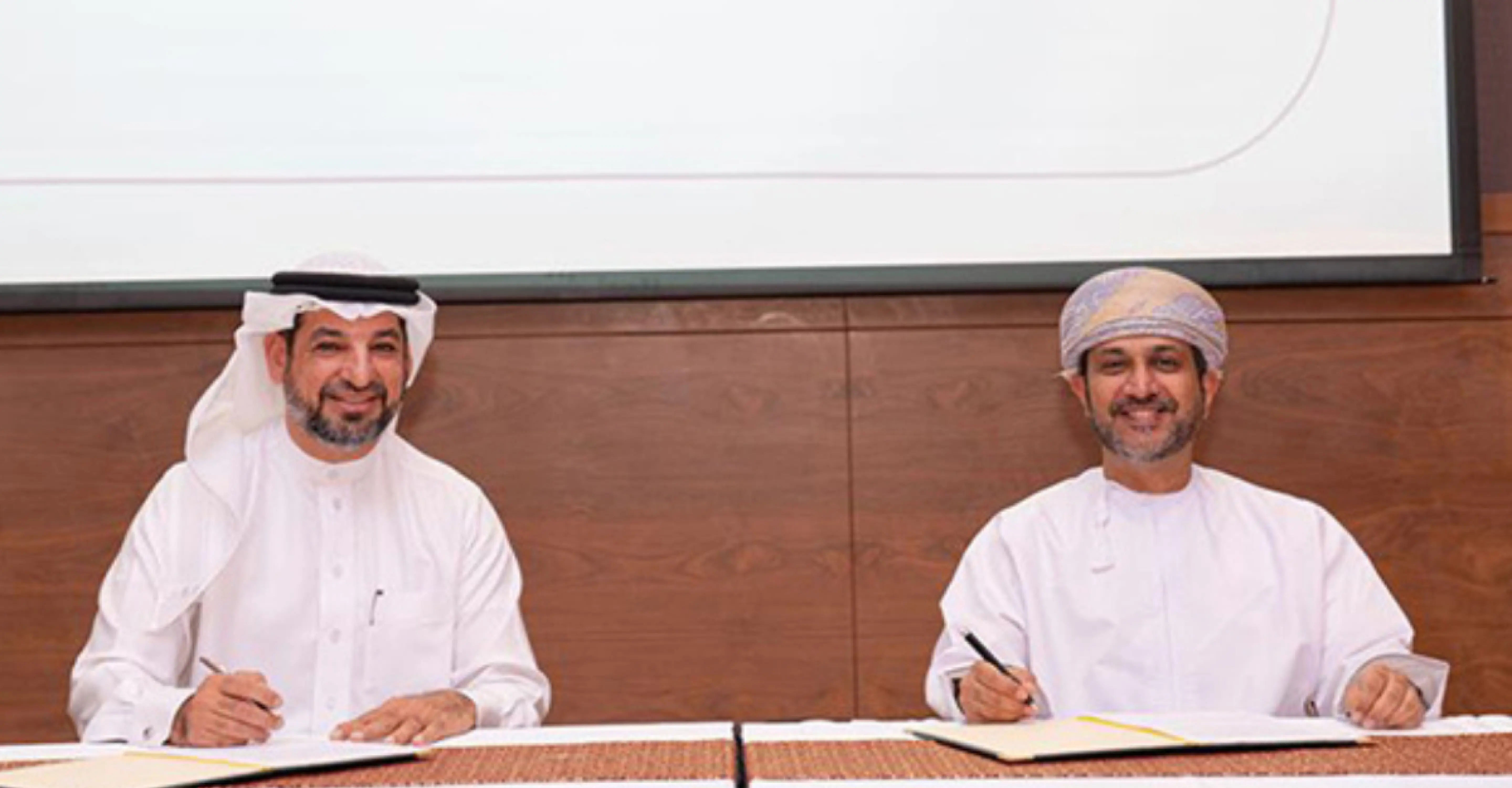 Visit Oman Set to Further Boost Oman’s Travel Trade Industry With SalamAir Partnership